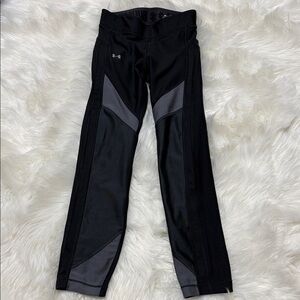 Under Armour Black and Gray Kid’s Compression Leggings B4